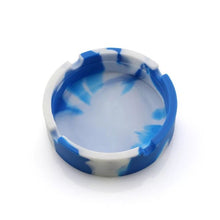 Load image into Gallery viewer, Eco-Friendly Silicone Soft Round Ashtray Ash Tray Holder PLuminous Portable Fluorescent Ashtray  Anti-Scalding Cigarette Holder