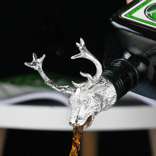 Load image into Gallery viewer, 1 Piece wild red wine pourer ,zinc alloy rhinoceros lion leopard antelope, head wine stopper drink bar tool nightclub bar accessories