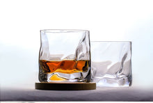 Load image into Gallery viewer, Japanese Edo Designer Crumple Paper Irregular Shape Crystal Faceted Der Whiskybecher Whiskey Whisky Rock Glass Artwork Wine Cup