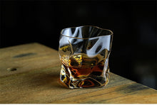 Load image into Gallery viewer, Japanese Edo Designer Crumple Paper Irregular Shape Crystal Faceted Der Whiskybecher Whiskey Whisky Rock Glass Artwork Wine Cup